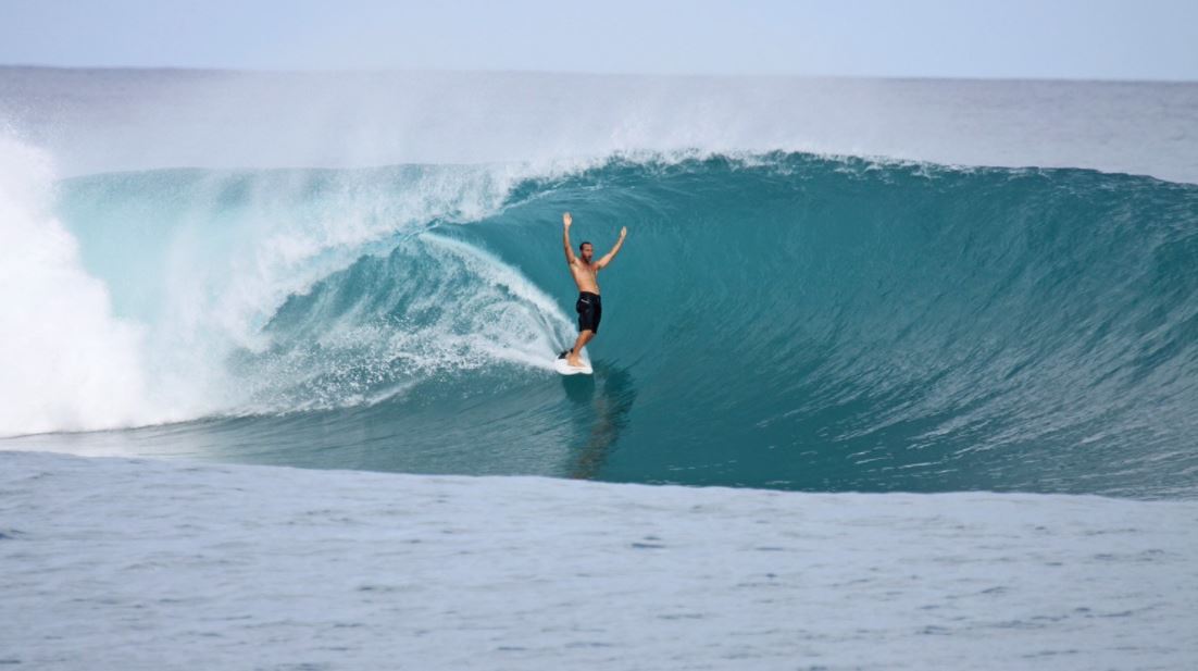 surf trip